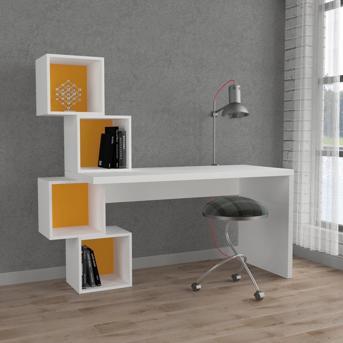 Winn Desk