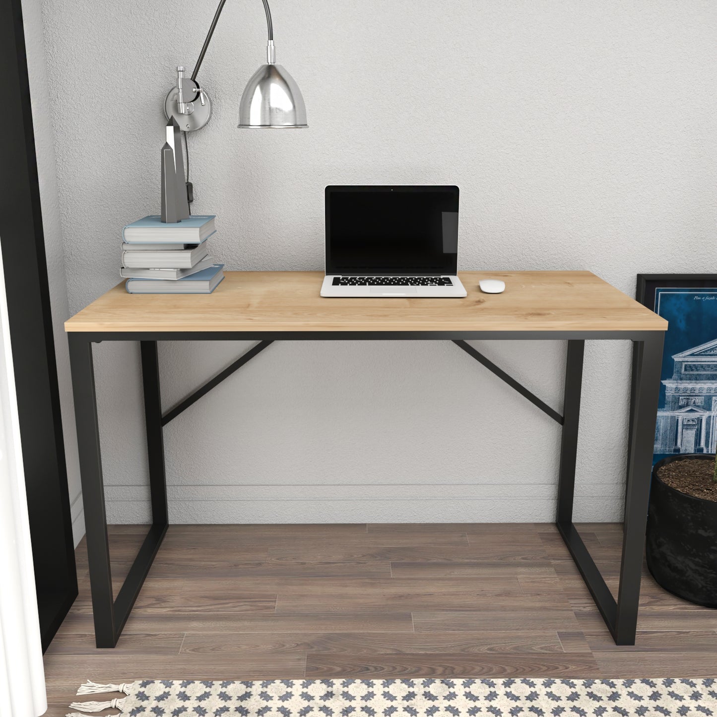 Layton Desk