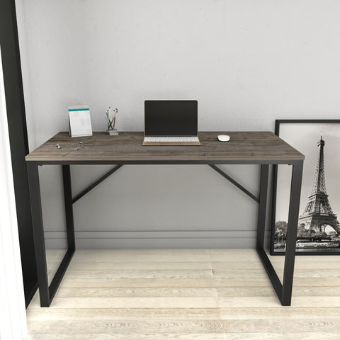 Layton Desk