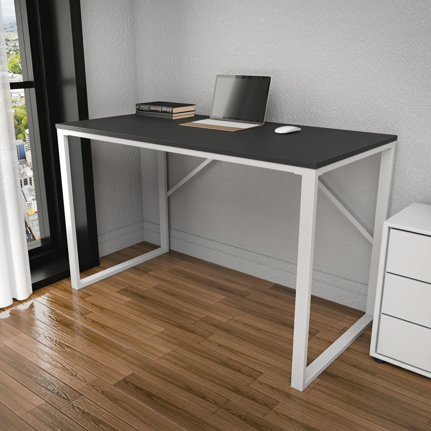 Layton Desk